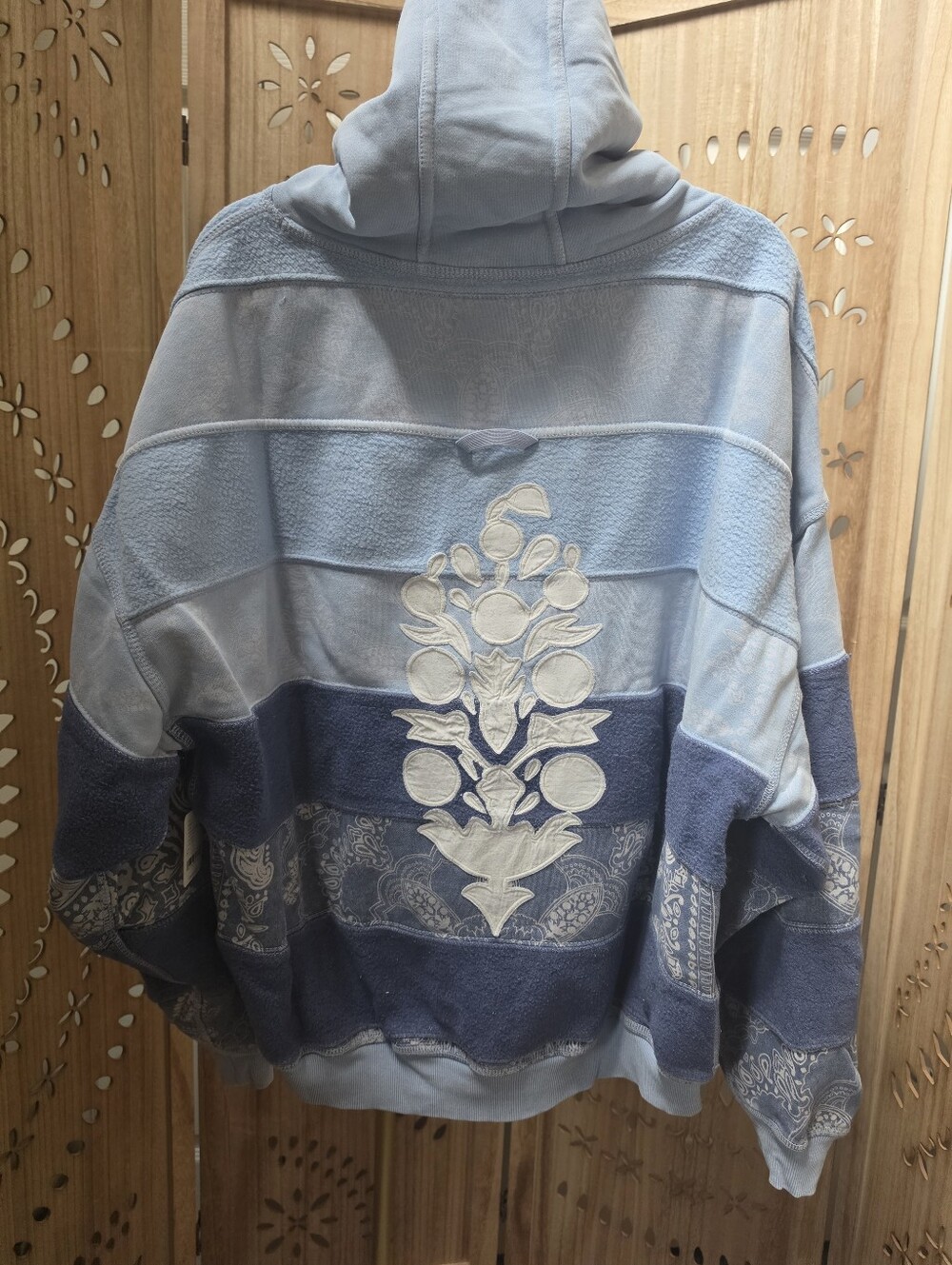 NWT FP Movement Final Call Logo Bandana Hoodie - Picture 10 of 13